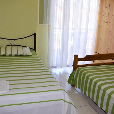 Anesis Pantazis Apartman *