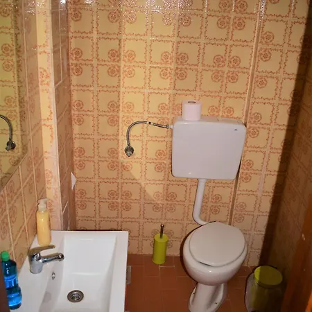 Anesis Pantazis Aszproválta