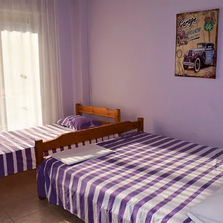 Anesis Pantazis * Aszproválta